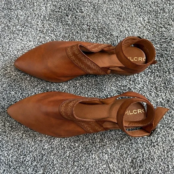 Pilcro Anthropologie Leather Ankle-Strap Flats brown size 9 - Picture 4 of 10